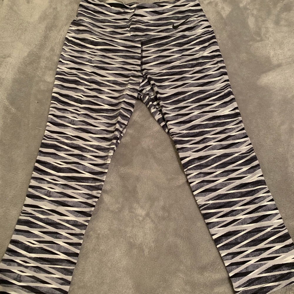 Women’s Nike Printed Training Capri